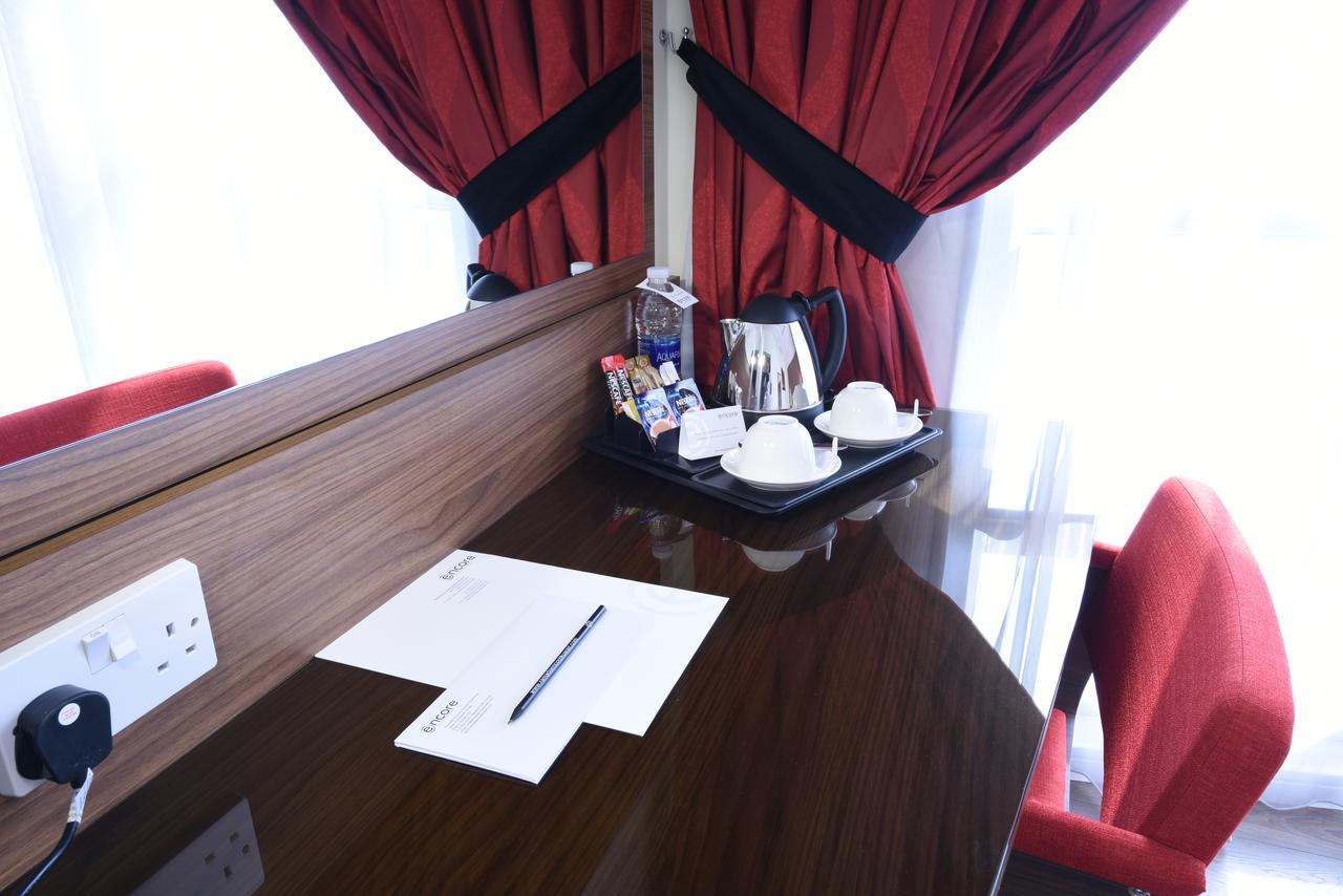 Ramada Encore By Wyndham Kuwait Downtown Kuwait City Exteriör bild